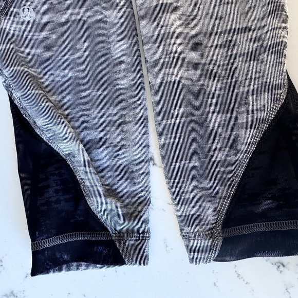 Lululemon leggings w pockets size 6 - Picture 4 of 5